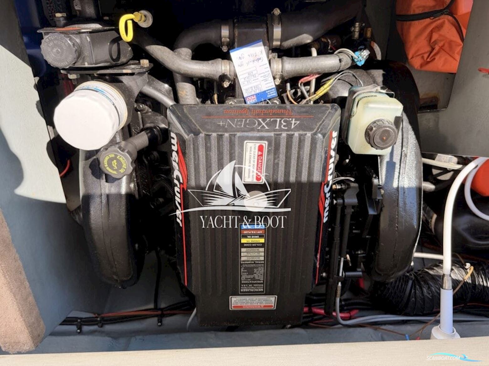 Sea Ray CB 200 Signature