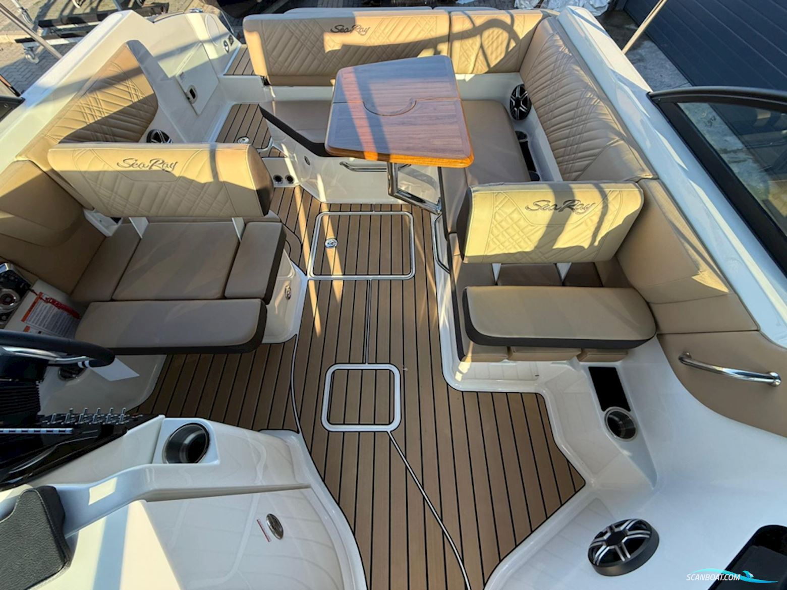 Sea Ray Sdx 230