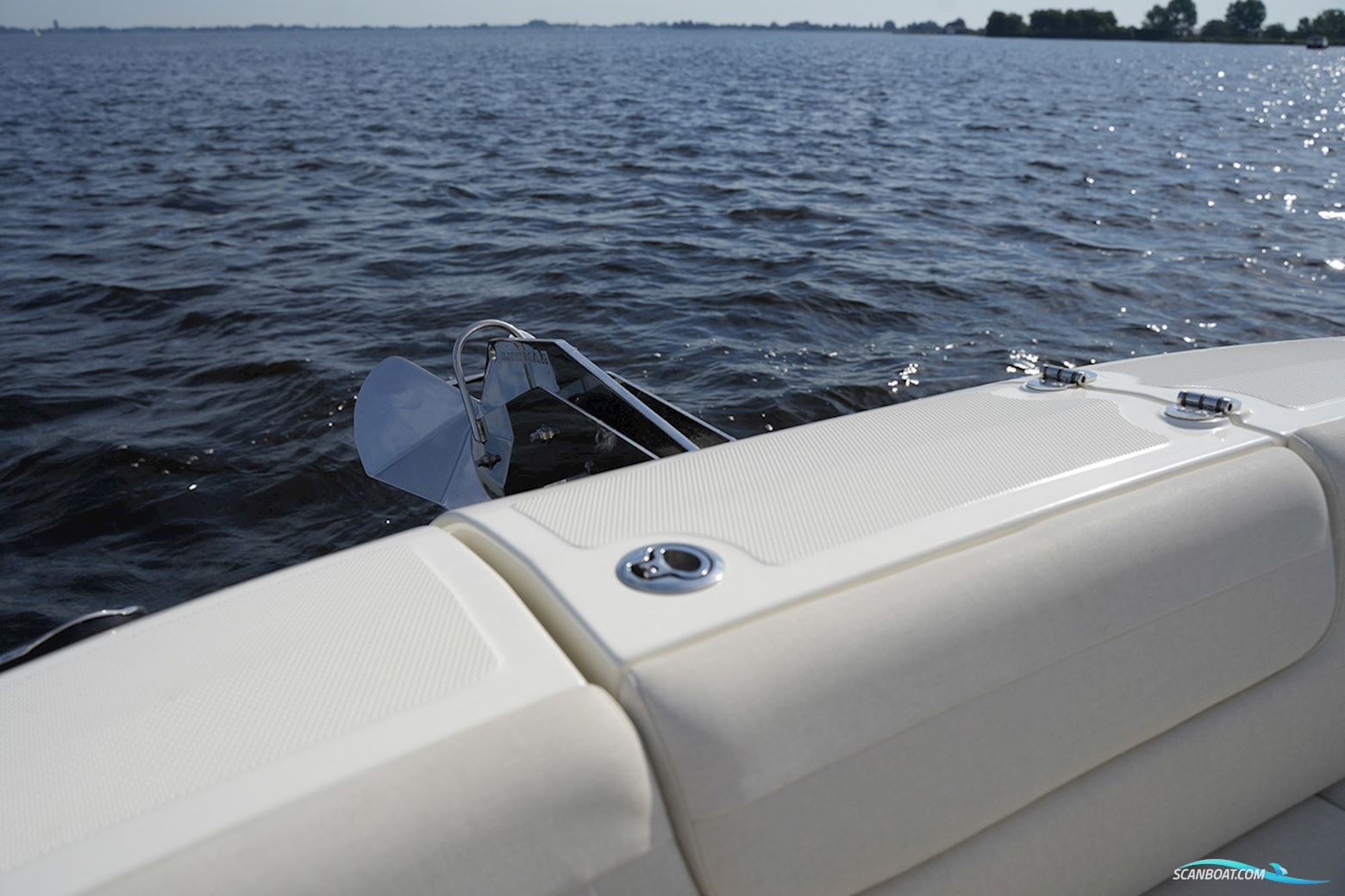 Sea Ray SDX 290 Outboard