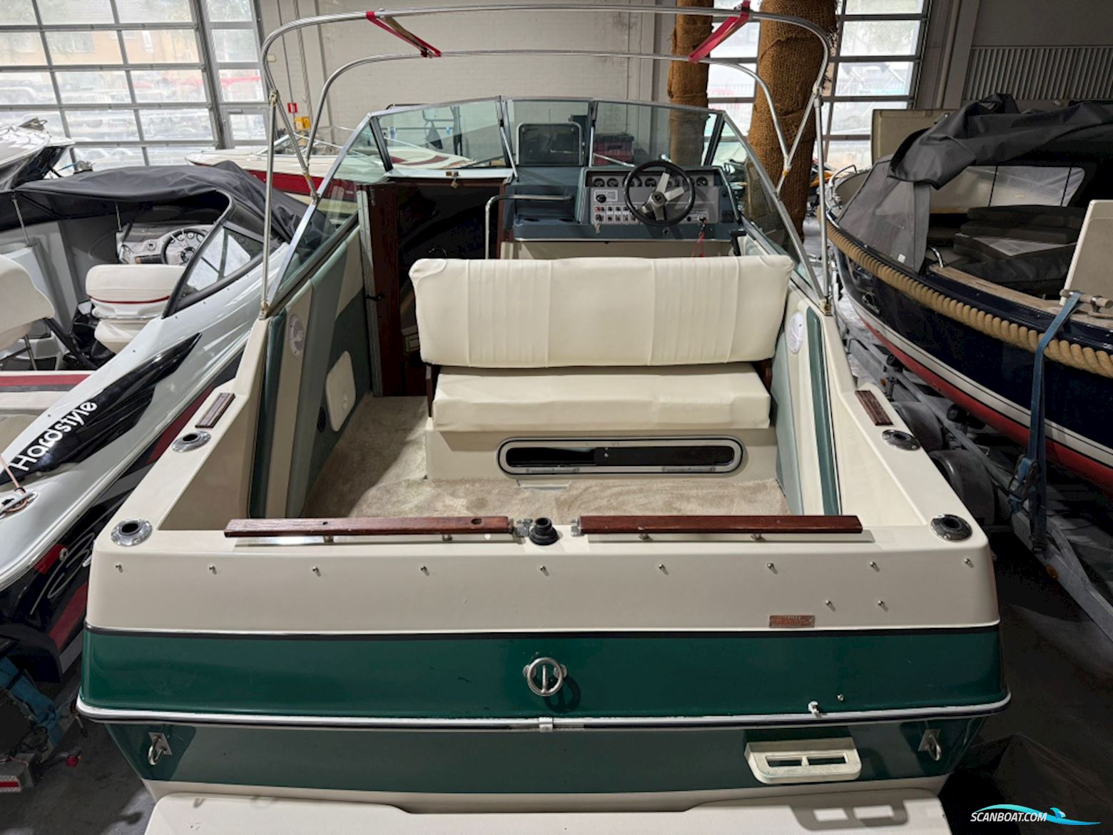 Sea Ray Seville