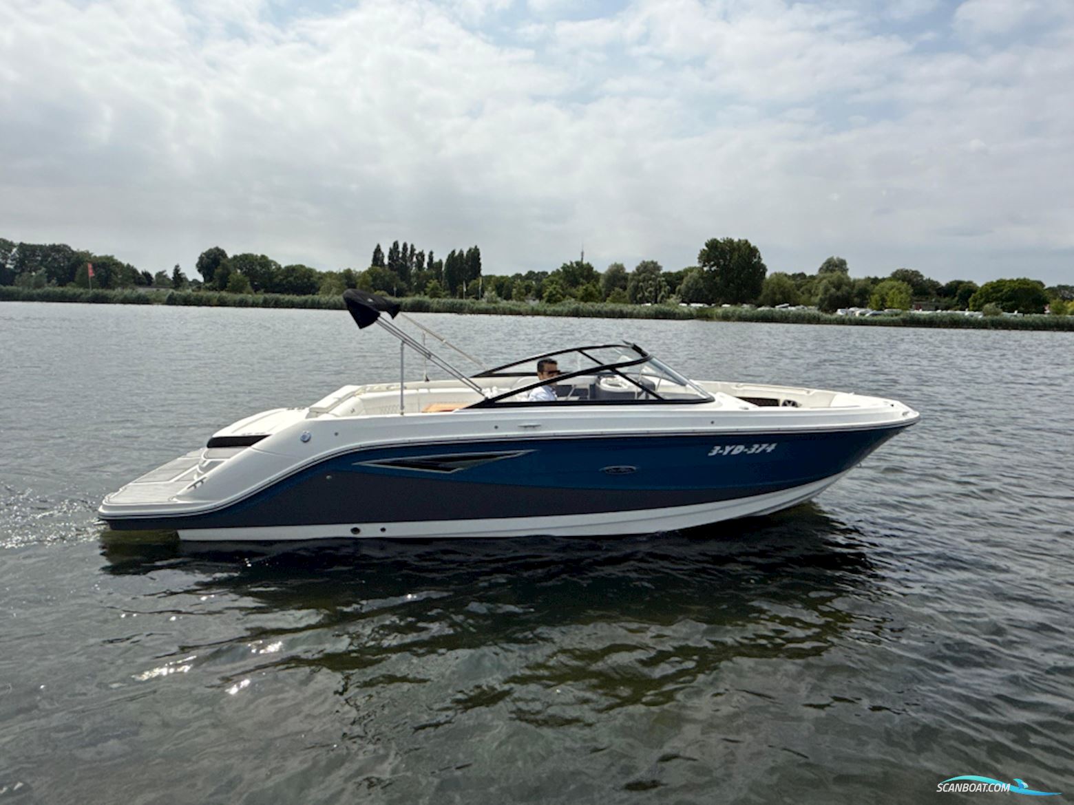 Sea Ray SLX 250