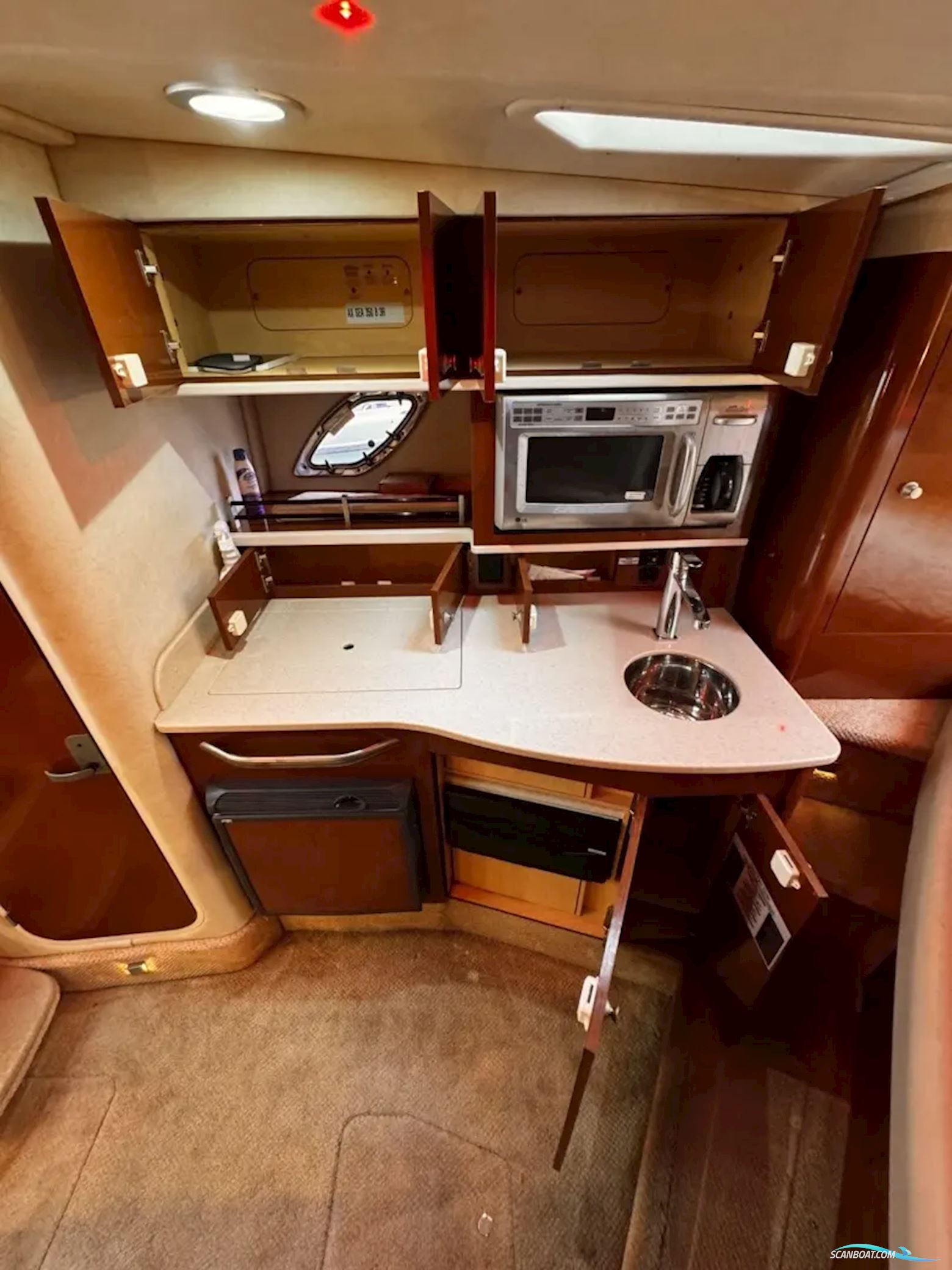 Sea Ray SLX 310