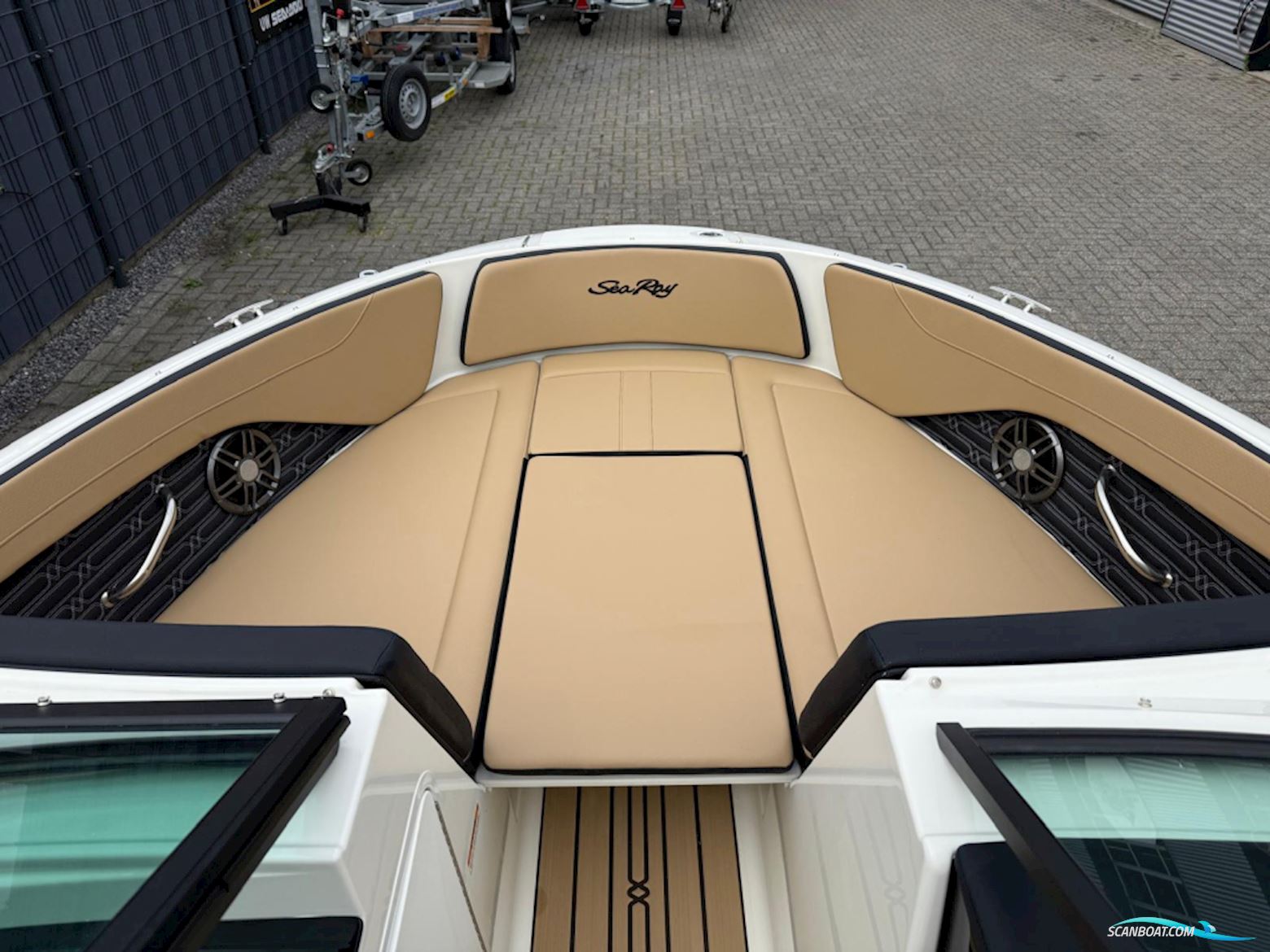 Sea Ray SPX 190