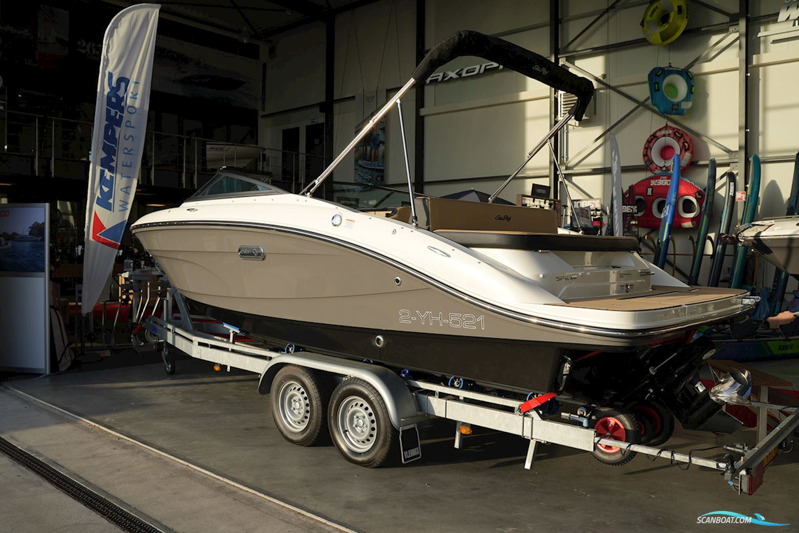 Sea Ray SPX 210