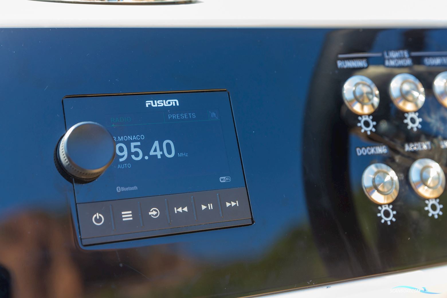 Sea Ray Sun Sport 250 - IN Store