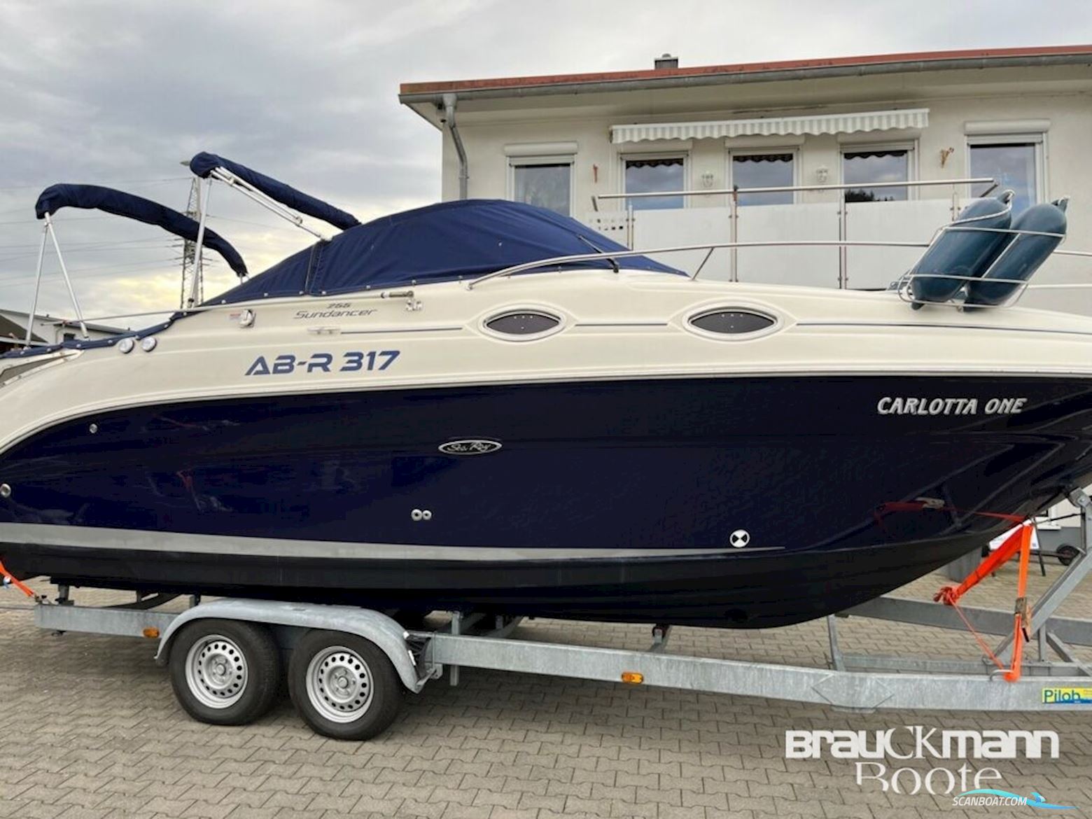 Sea Ray Sundancer 255 Motorbåd 2010, med Mercruiser motor, Tyskland