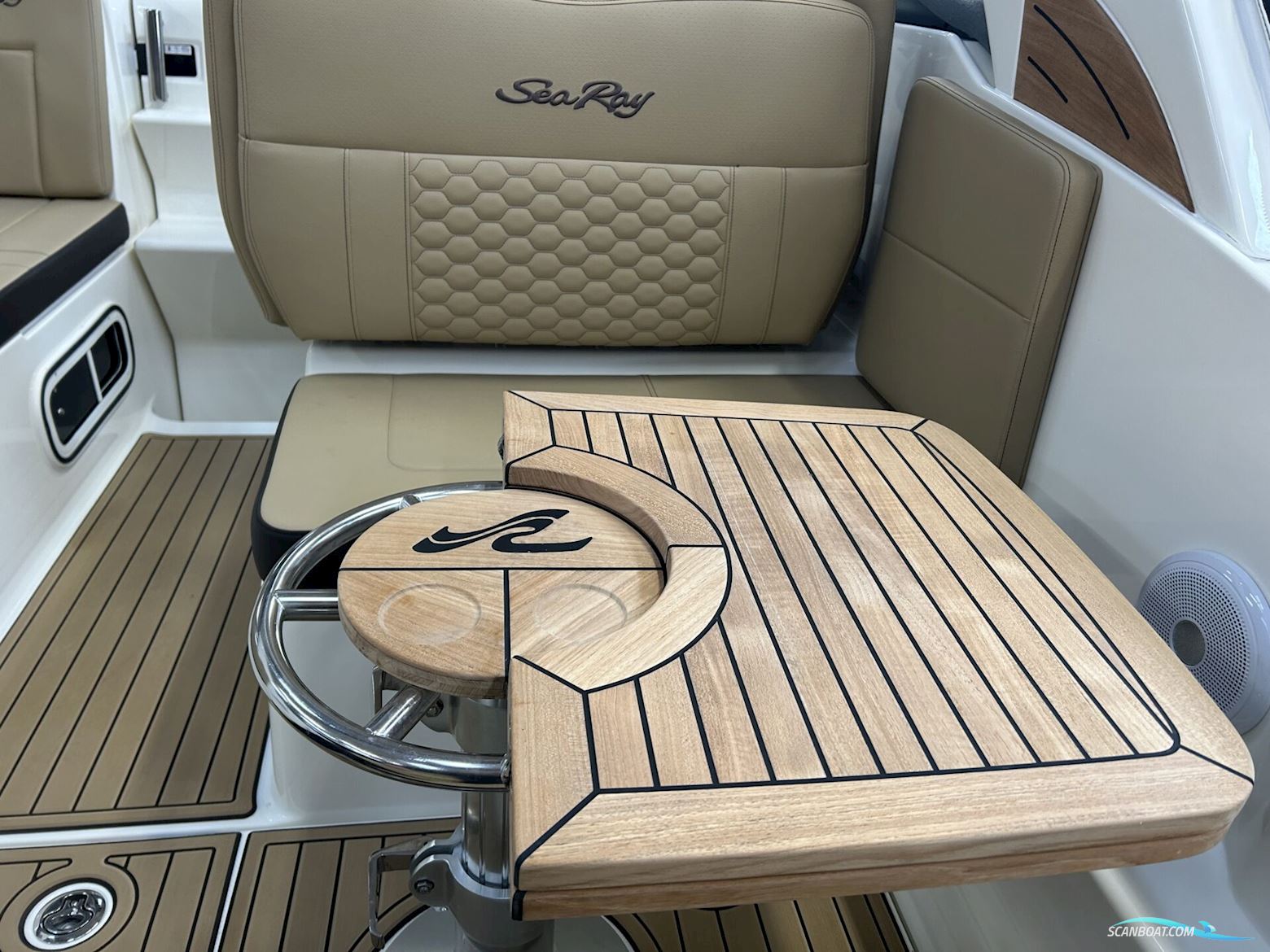 Sea Ray Sundancer 265
