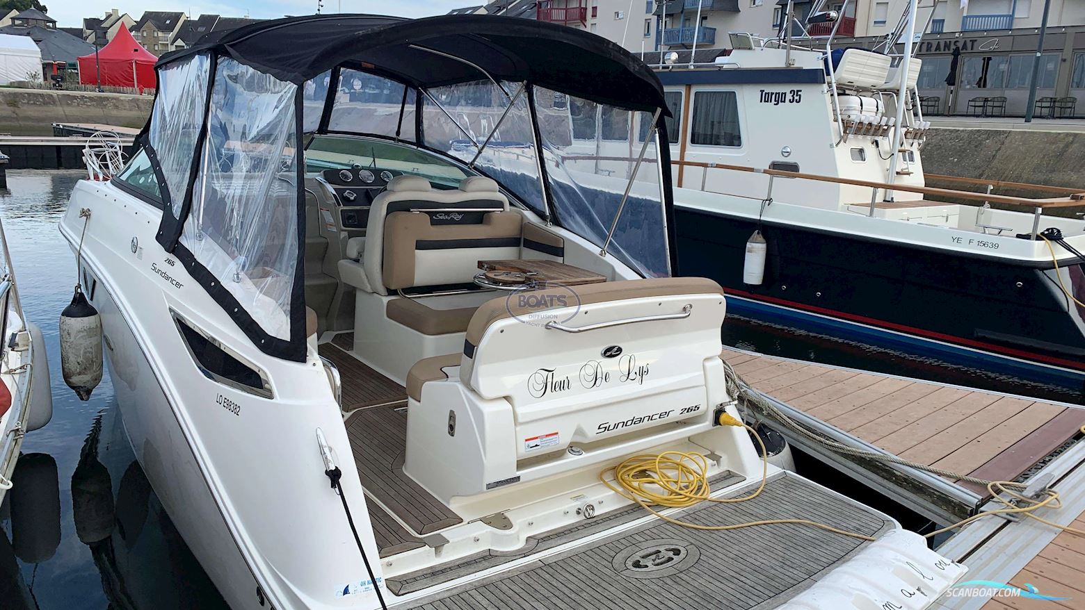 Sea Ray SUNDANCER 265