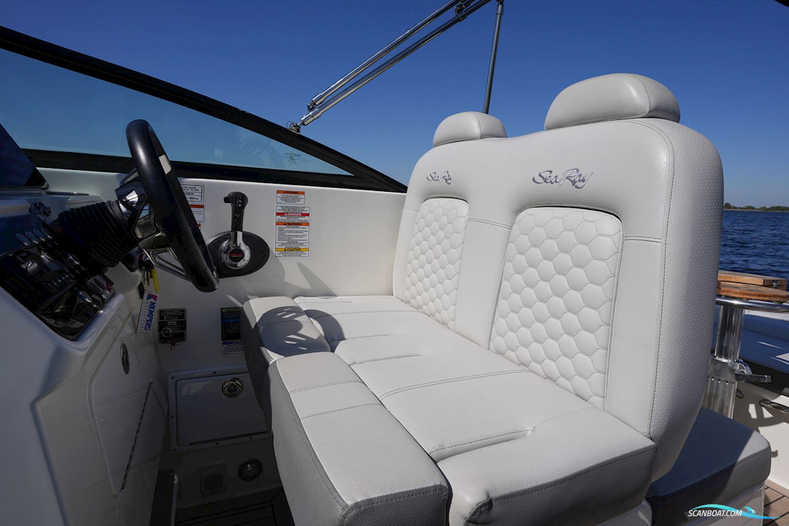 Sea Ray Sundancer 265