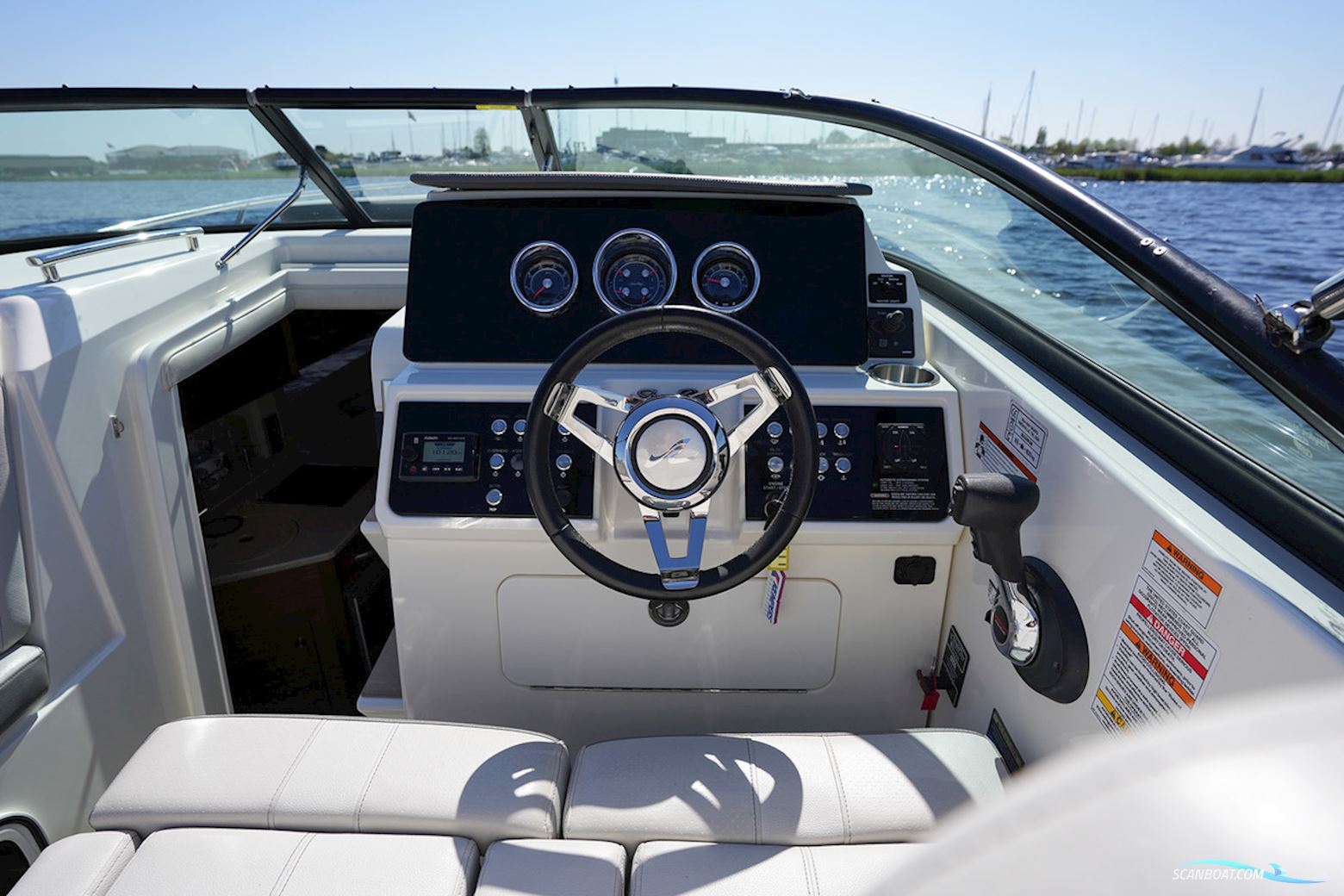 Sea Ray Sundancer 265