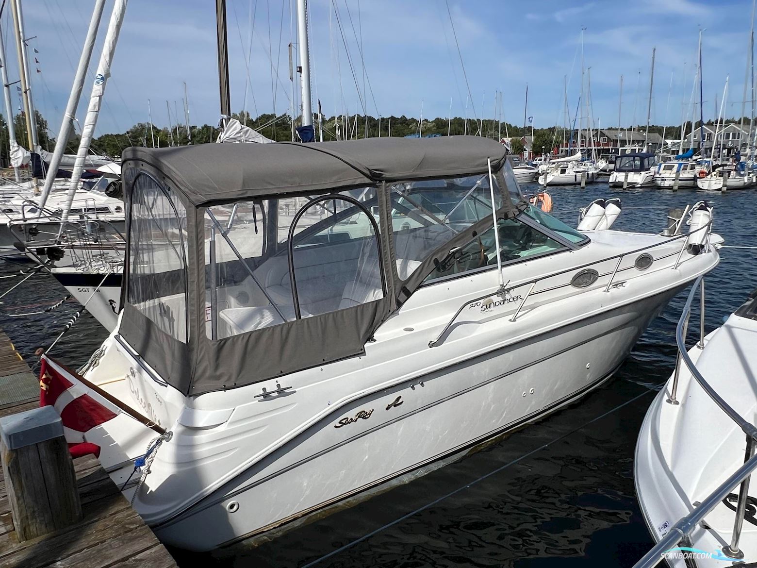 Sea Ray Sundancer 270 Motorbåd 1996, med 2 X Mercruiser 4,3 v6 motor, Danmark
