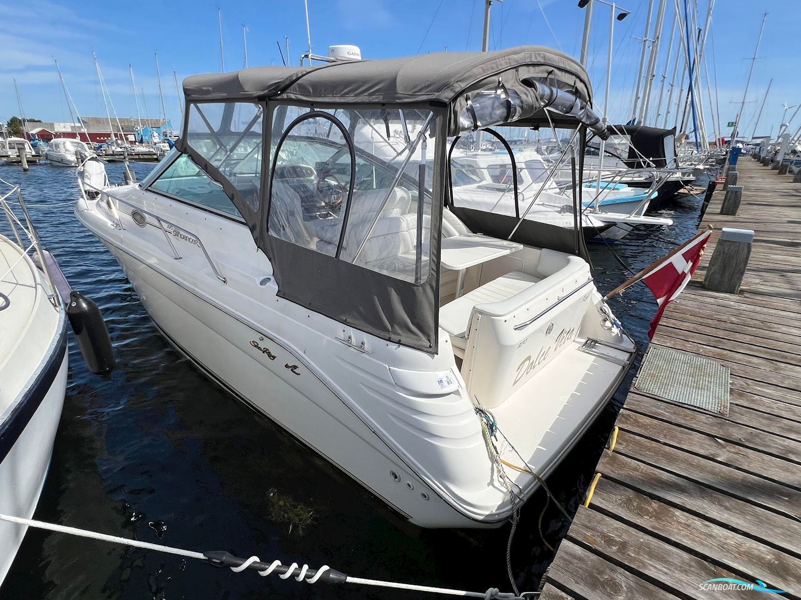 Sea Ray Sundancer 270