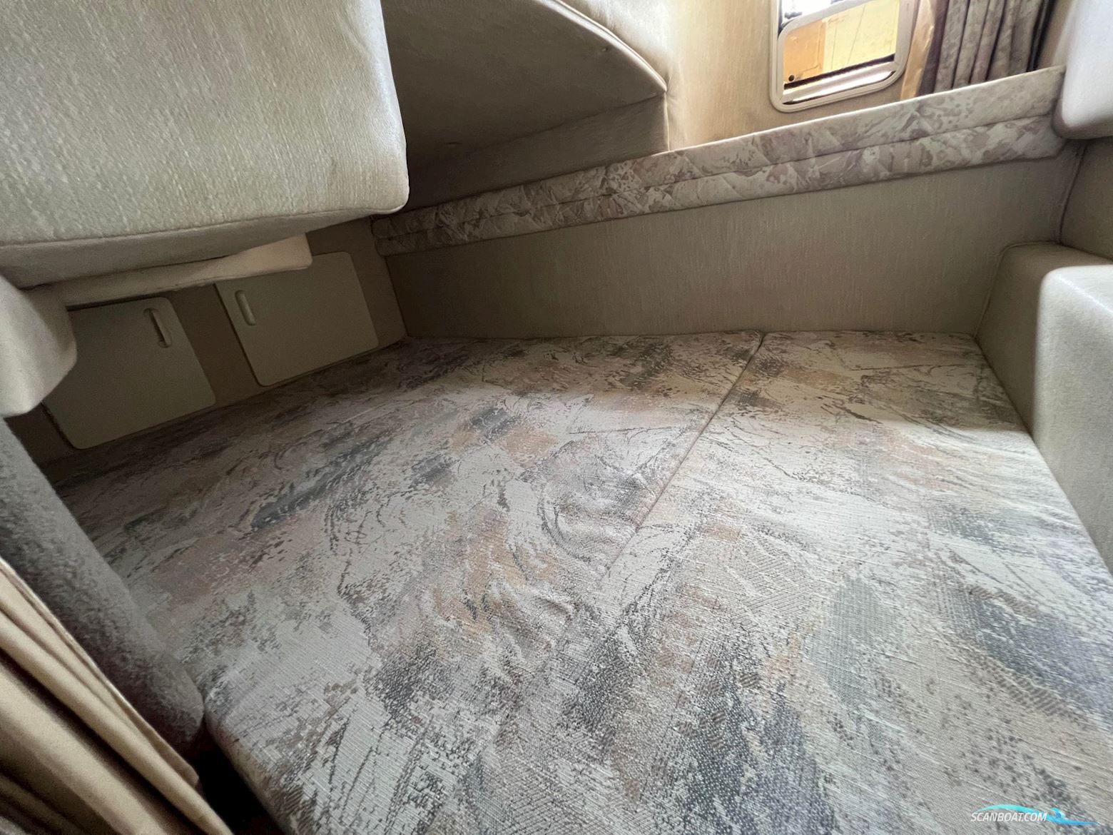 Sea Ray Sundancer 270