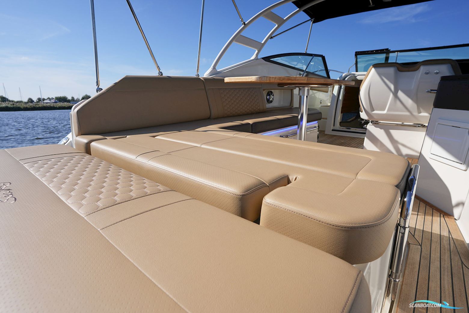Sea Ray Sundancer 290