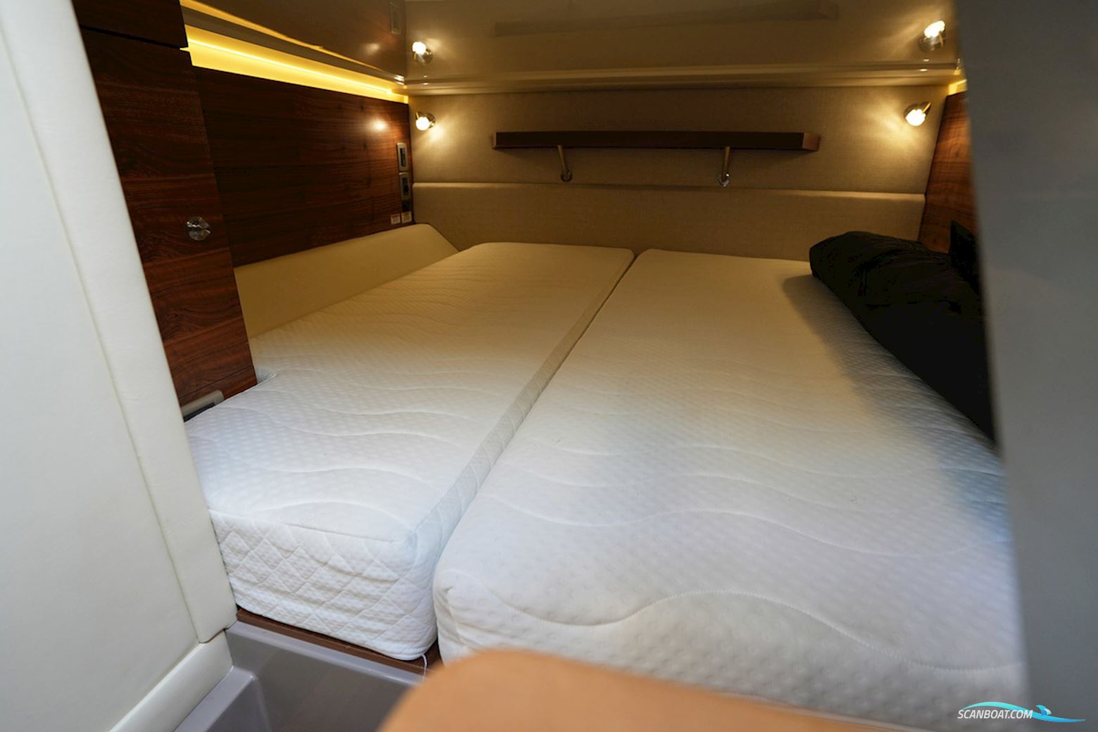 Sea Ray Sundancer 290