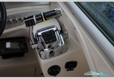 Sea Ray Sundancer 305 DA Motorbåd 2013, med Mercruiser motor, Holland