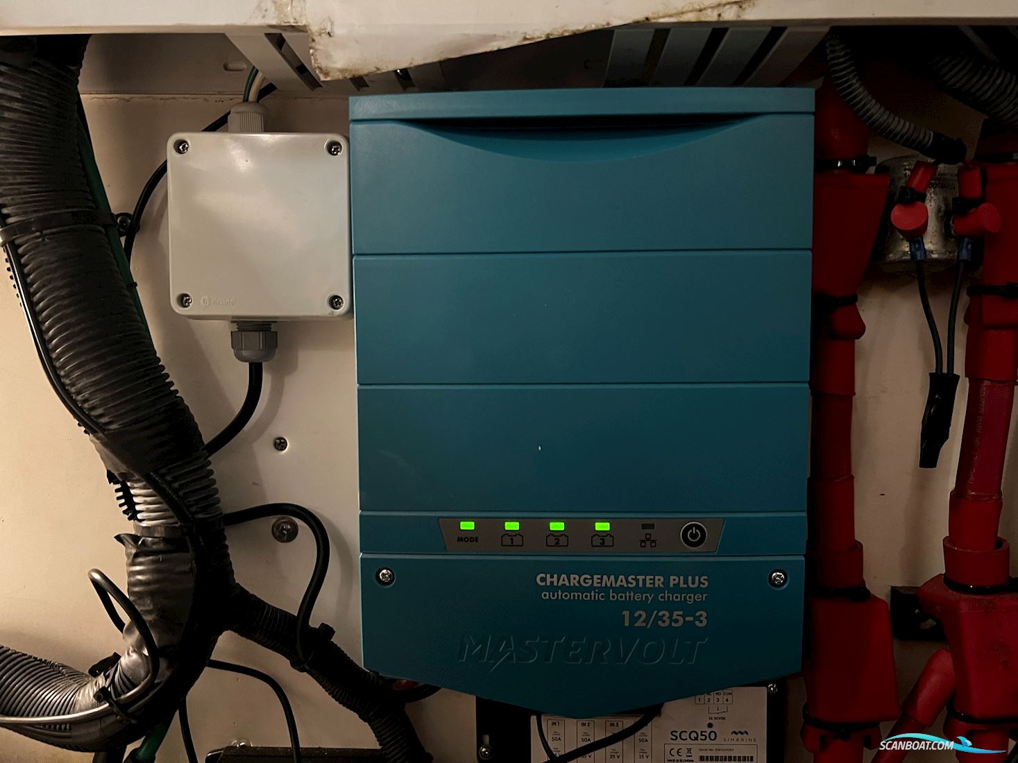 Sea Ray Sundancer 310