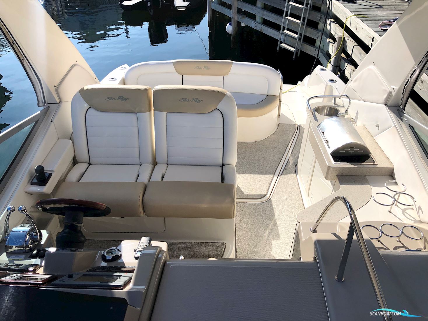 Sea Ray Sundancer 310