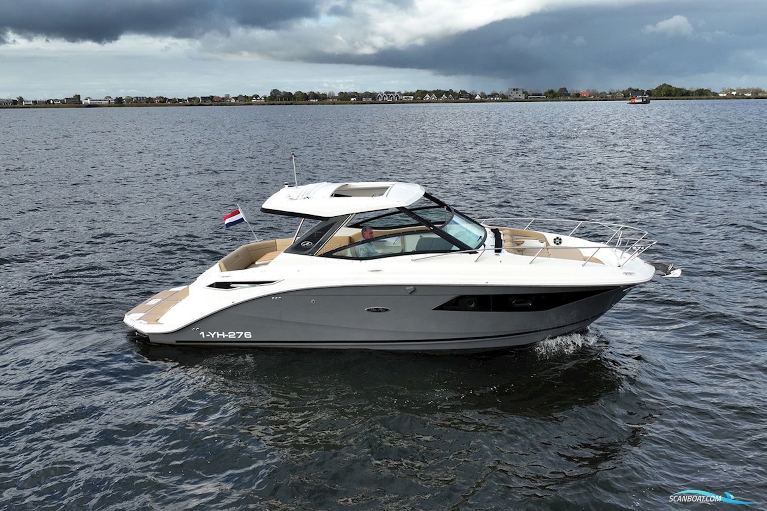 Sea Ray Sundancer 320