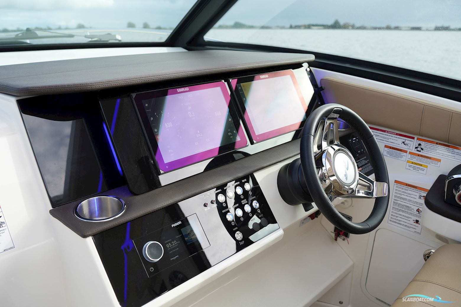 Sea Ray Sundancer 320