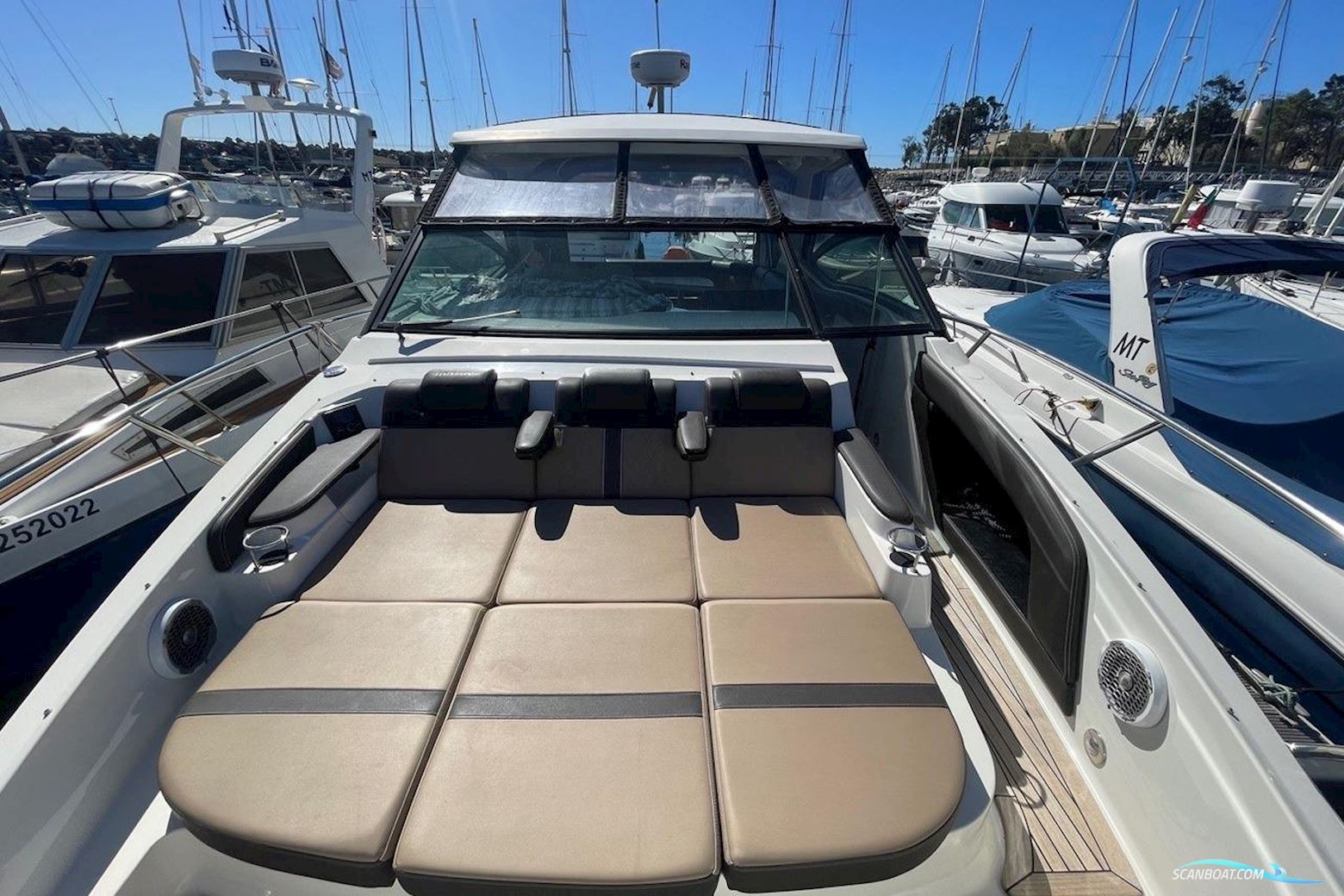 Sea Ray Sundancer 320
