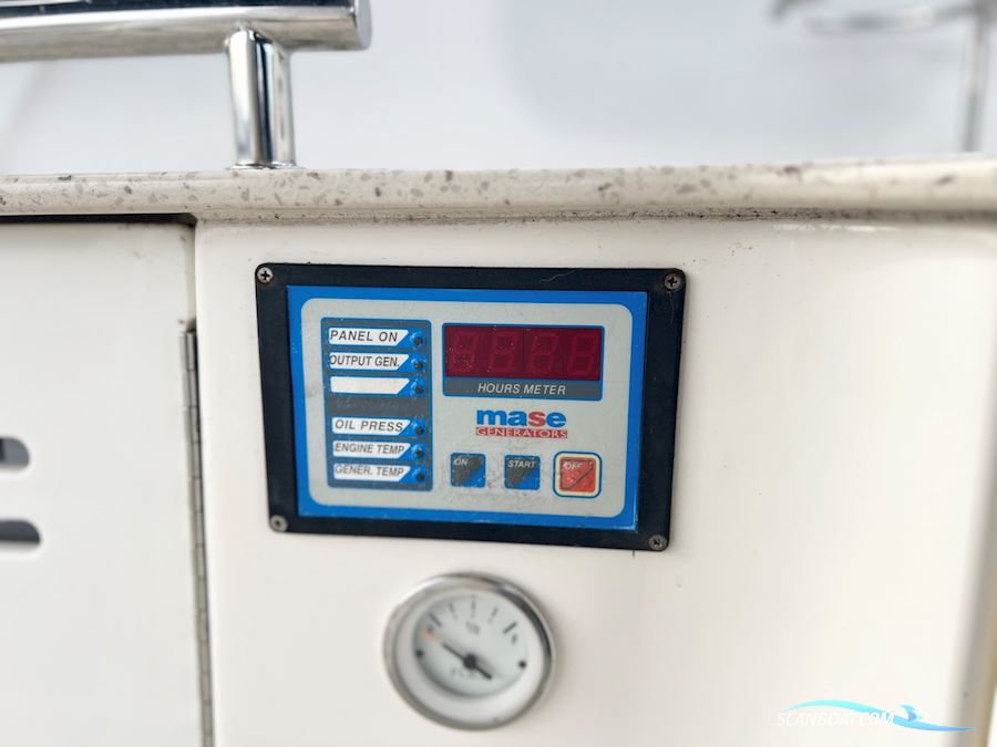 Sea Ray Sundancer 330
