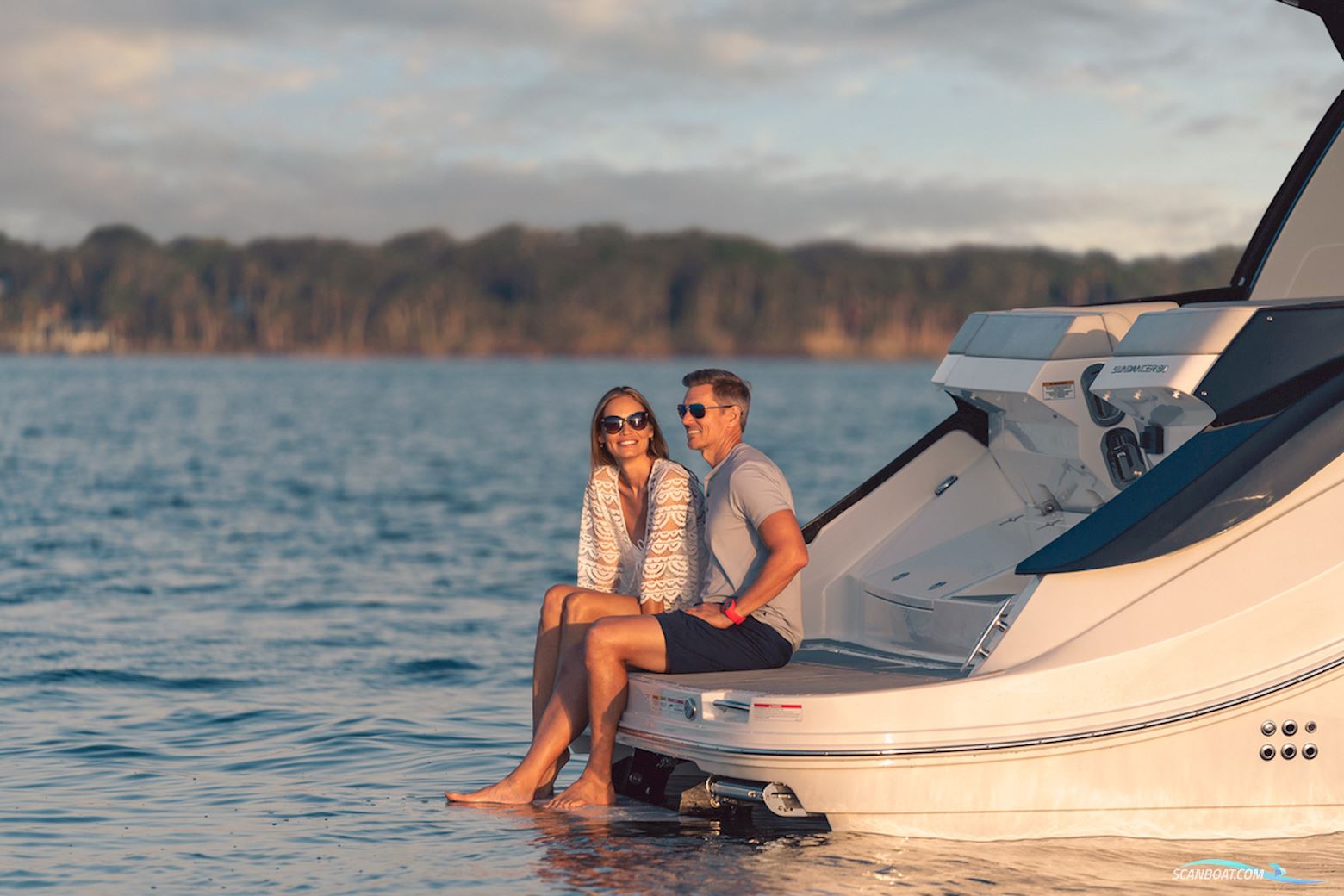 Sea Ray Sundancer 370