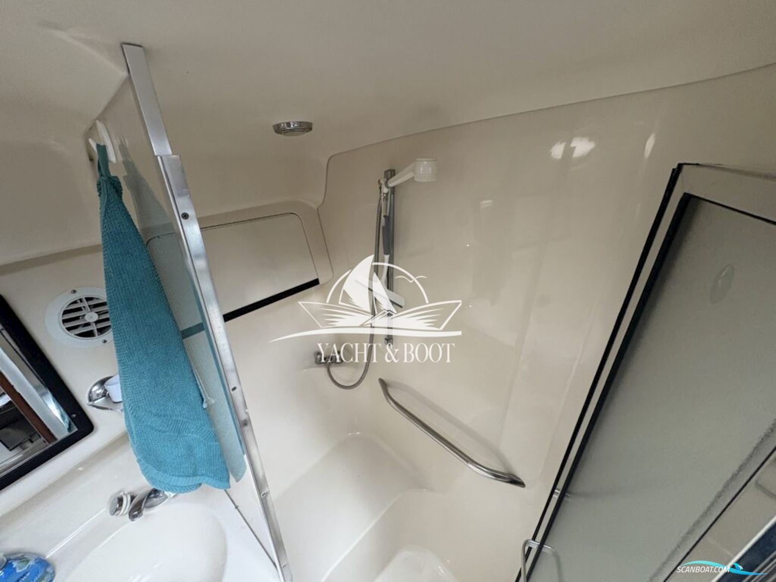 Sea Ray Sundancer 370