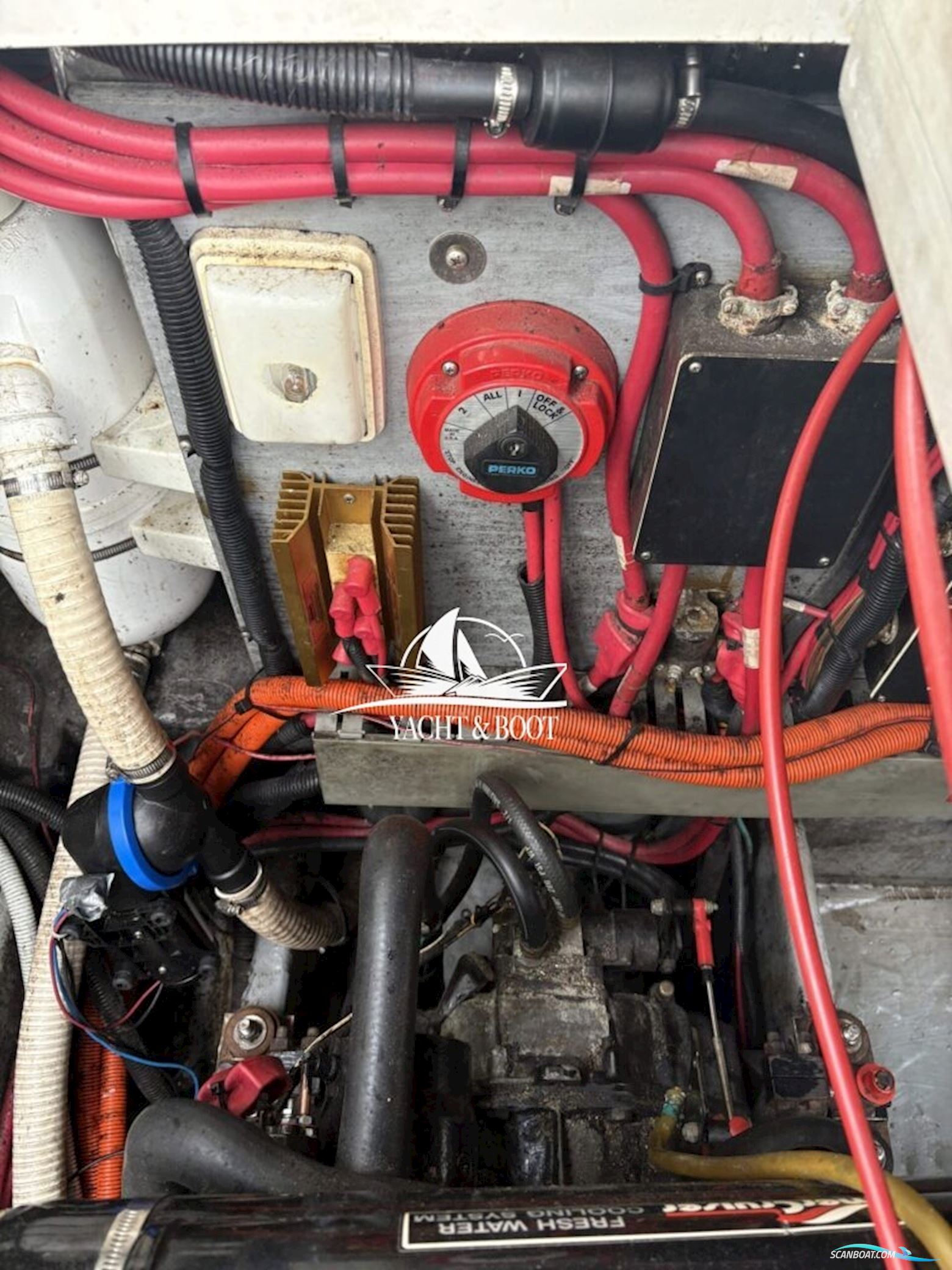 Sea Ray Sundancer 370