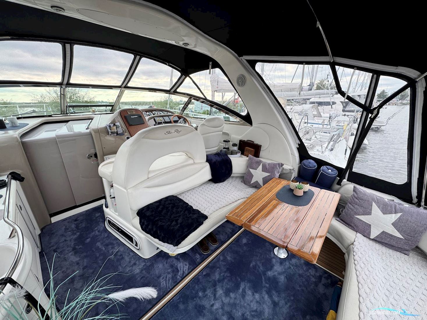 Sea Ray Sundancer 380