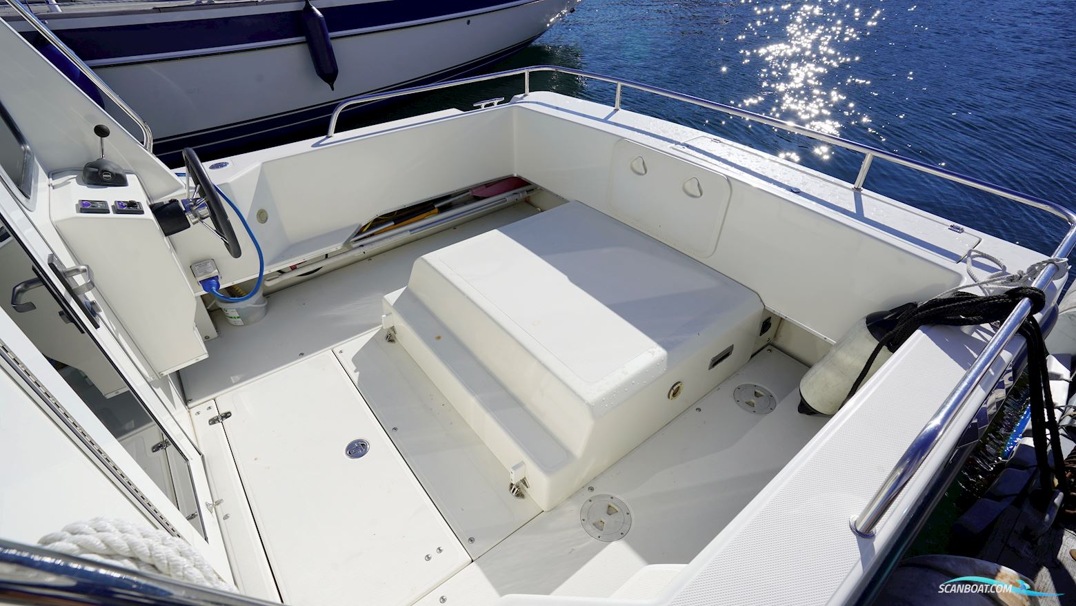 Sea Sport Explorer 2400 Motorbåd til salg Sverige Scanboat