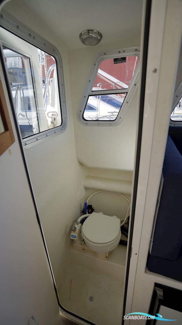 Sea Sport Explorer 2400