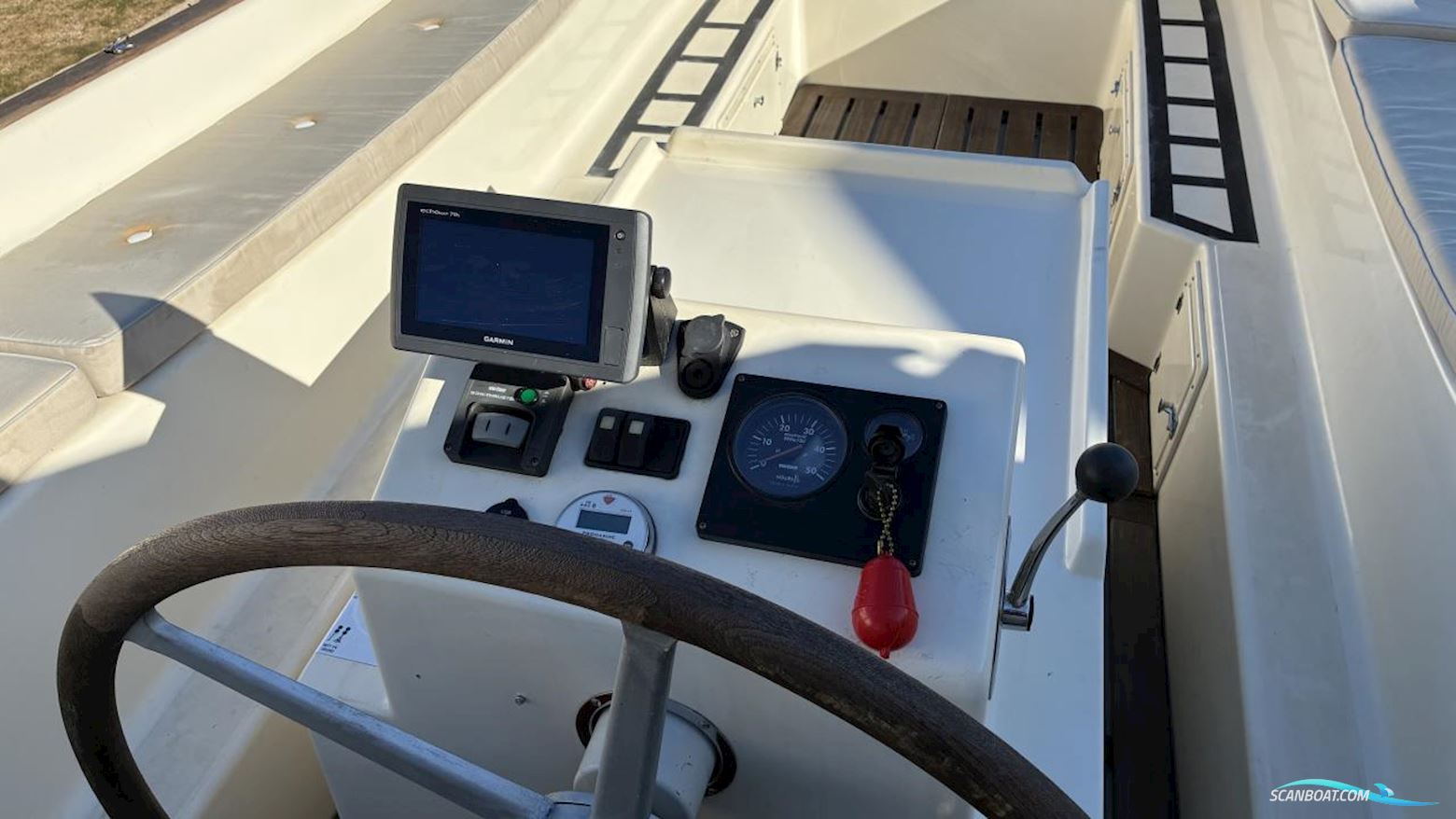 Seafury 730