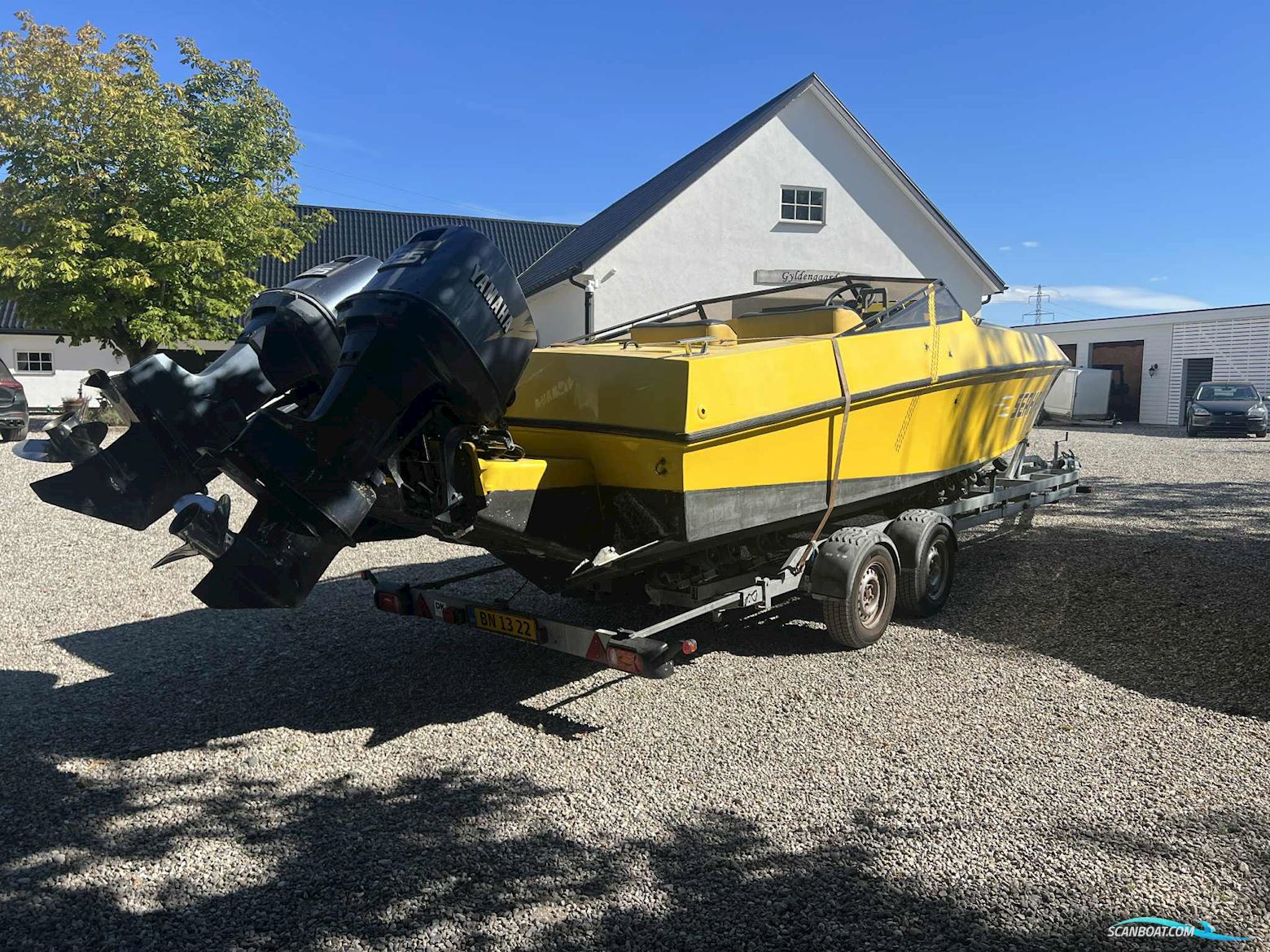 Seahawk 28 Powerboat