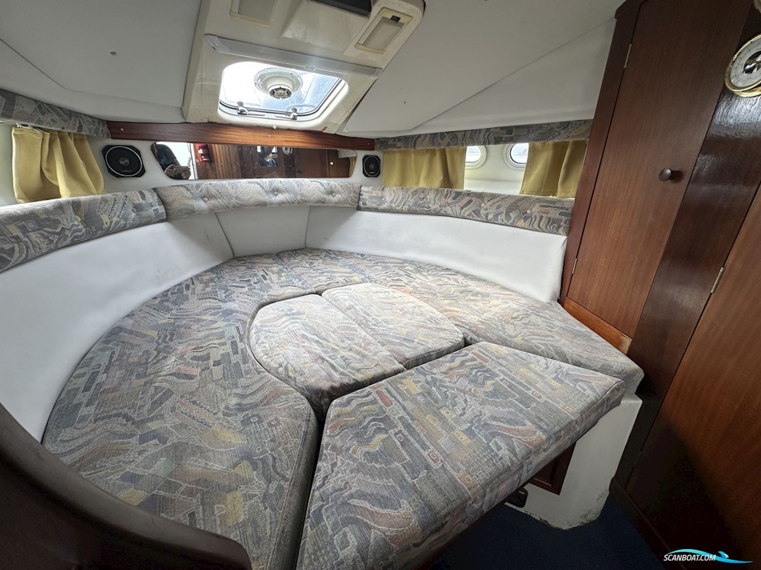 Sealine  255 Family