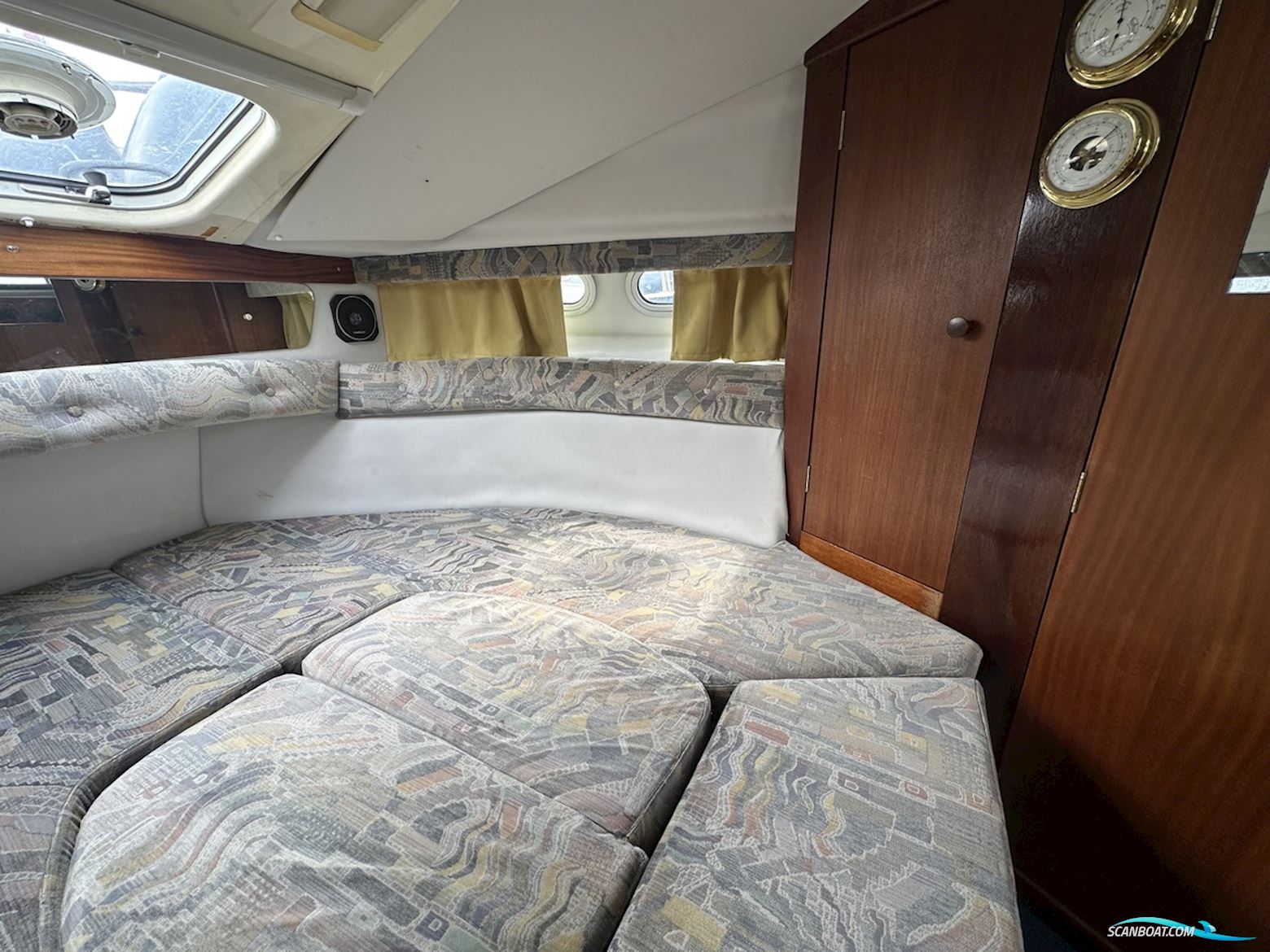 Sealine  255 Family