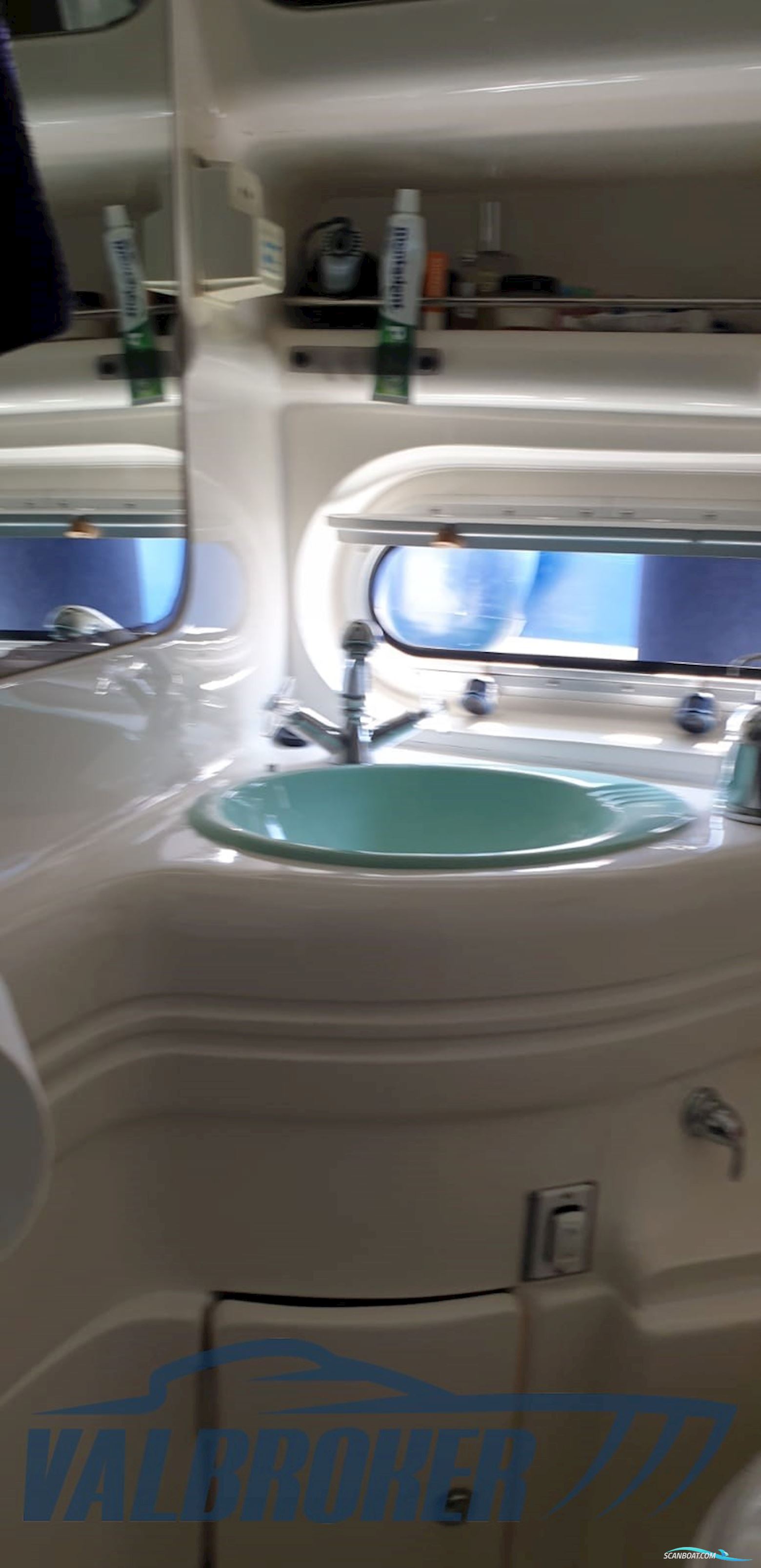 Sealine 360 Ambassador