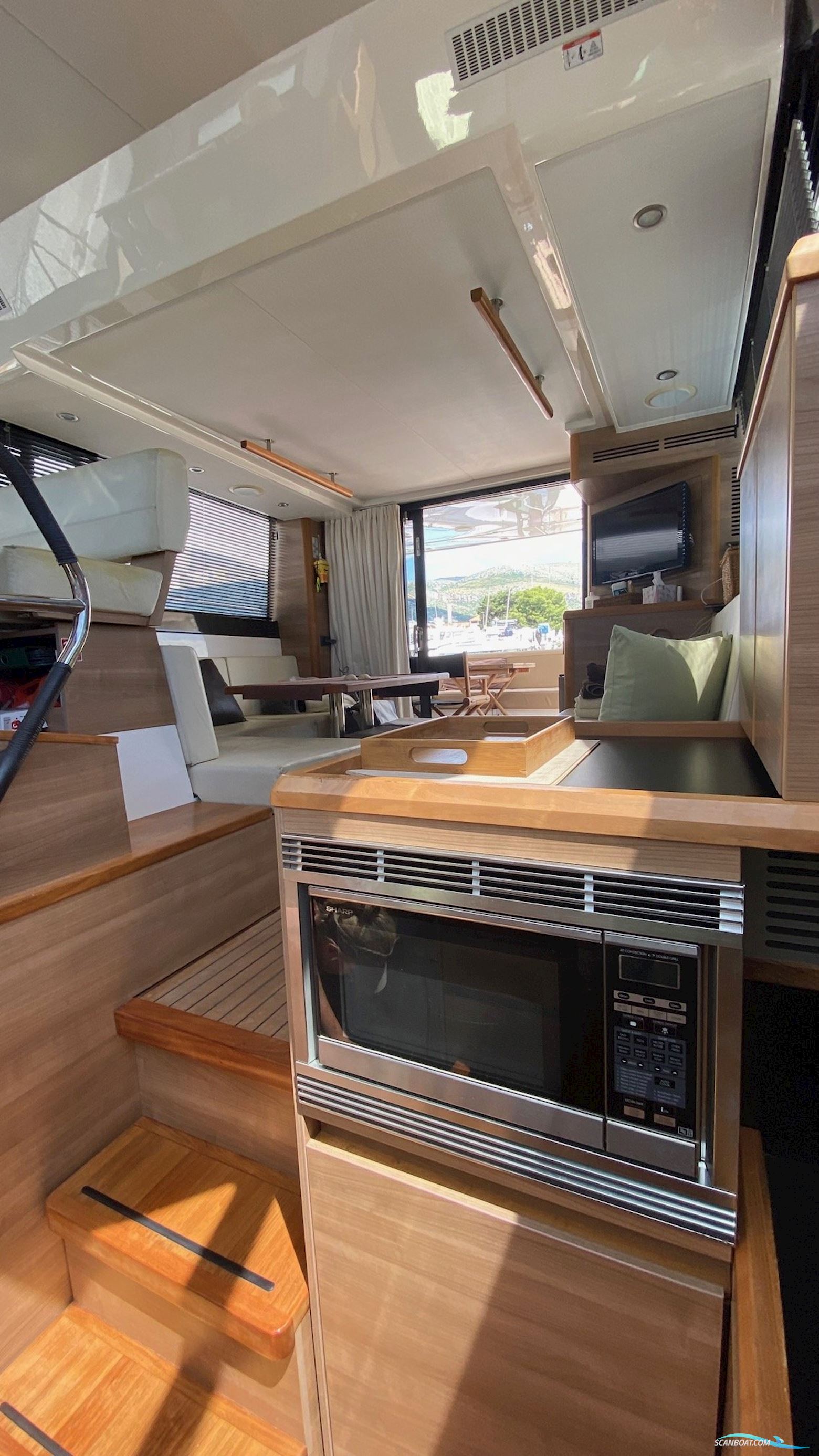 Sealine 42 F