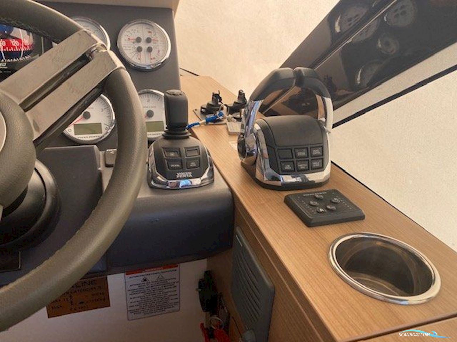 Sealine 42 F