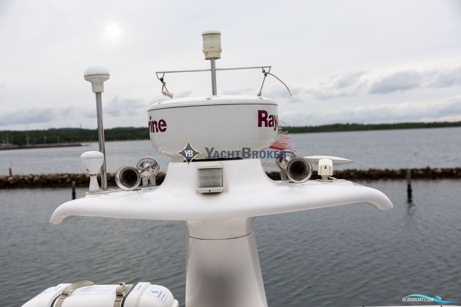 Sealine 420 Statesman