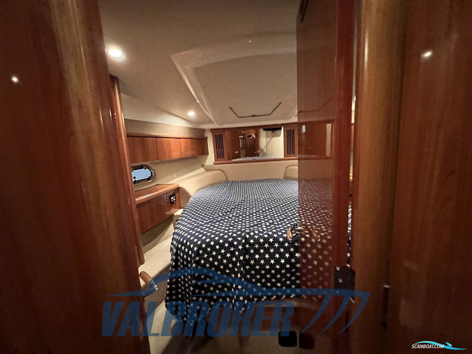 Sealine C 39