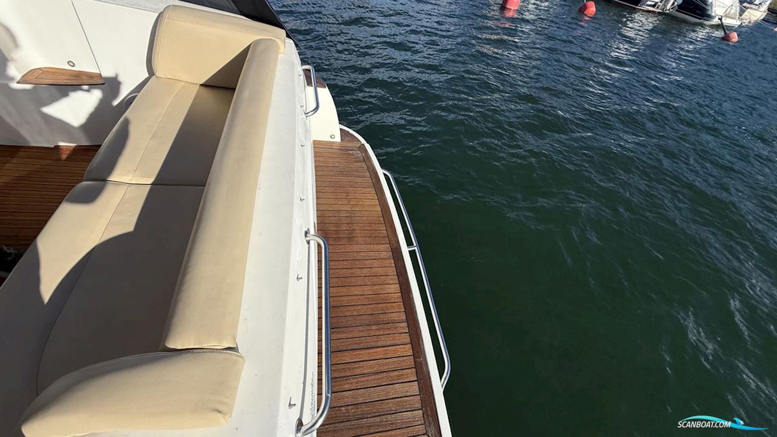 Sealine F 34 FLYBRIDGE