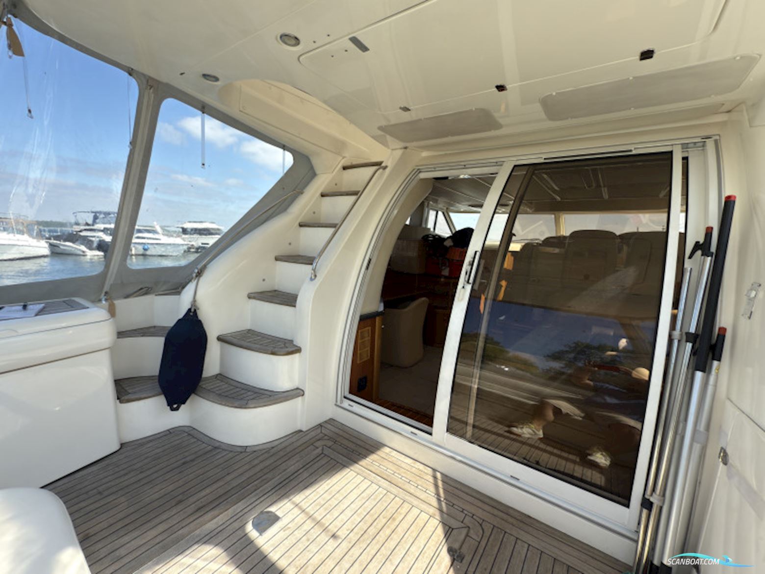 Sealine F 42.5