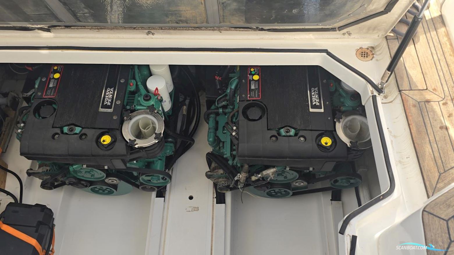 Sealine F34