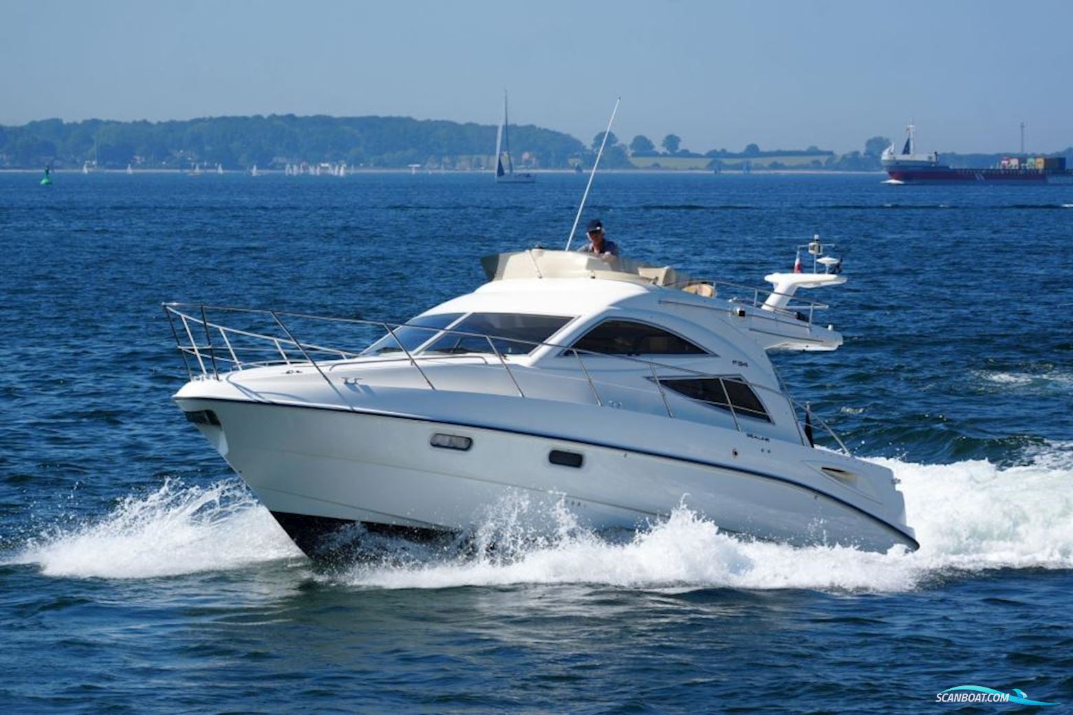 Sealine F34