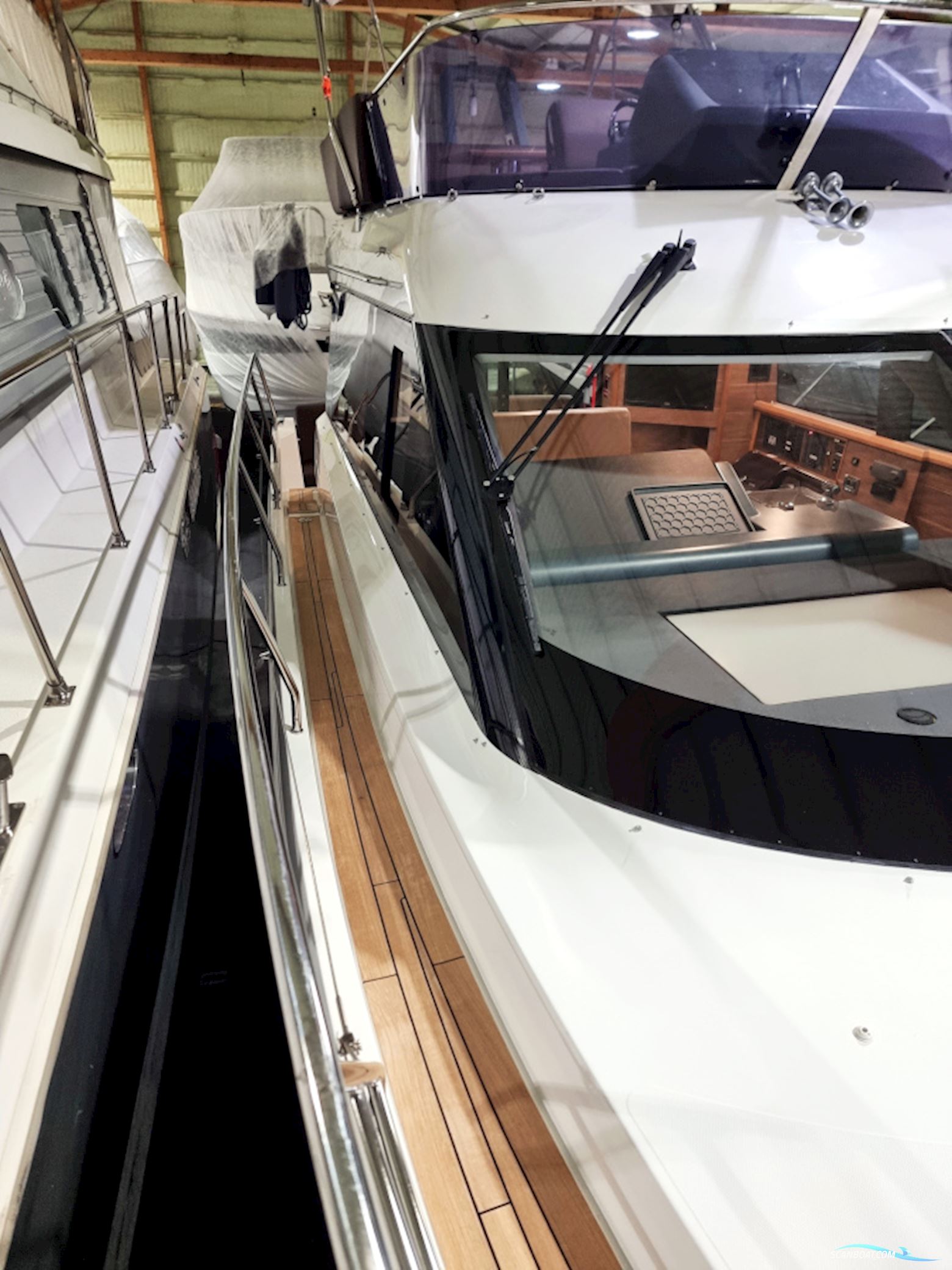 Sealine F380 Volvo Penta D6-330 EVC