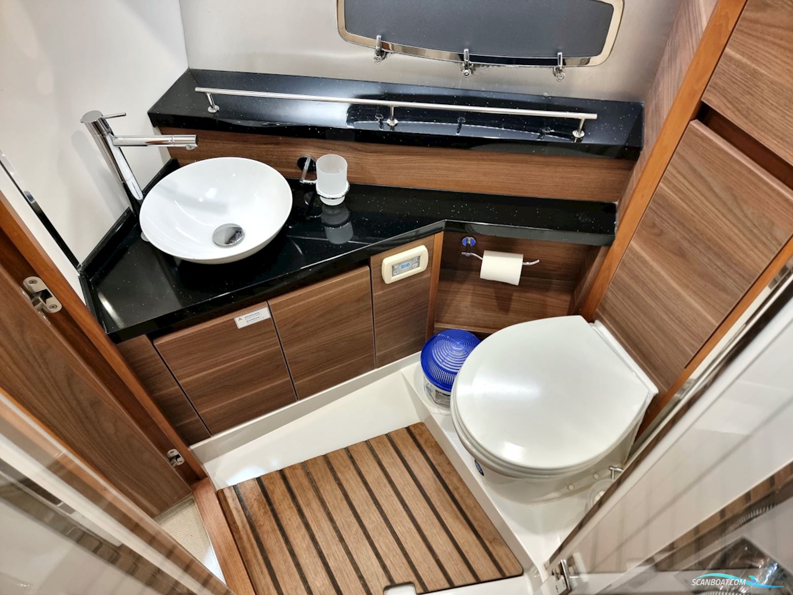 Sealine F380 Volvo Penta D6-330 EVC