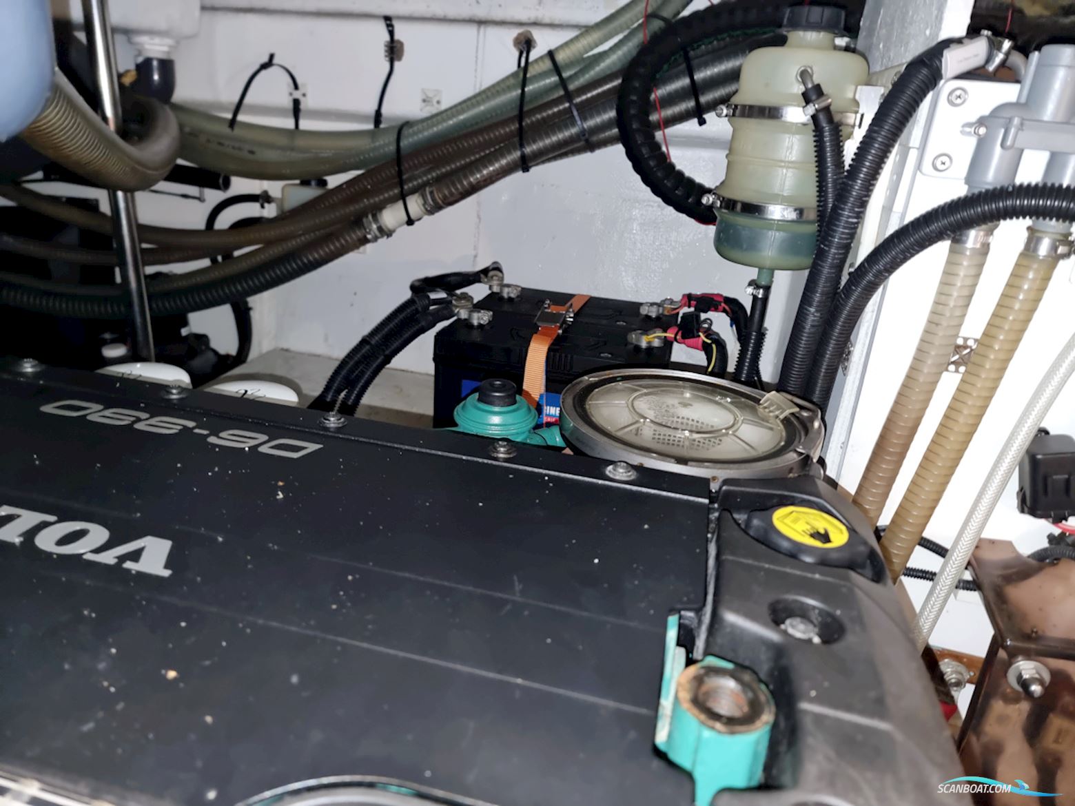 Sealine F380 Volvo Penta D6-330 EVC