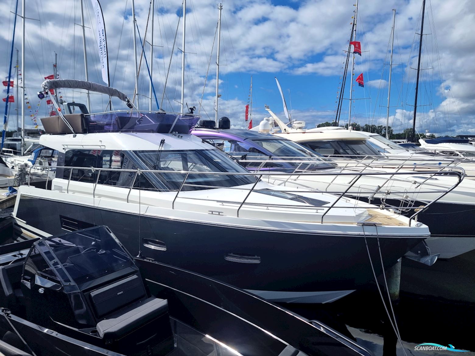 Sealine F380 Volvo Penta D6-330 EVC