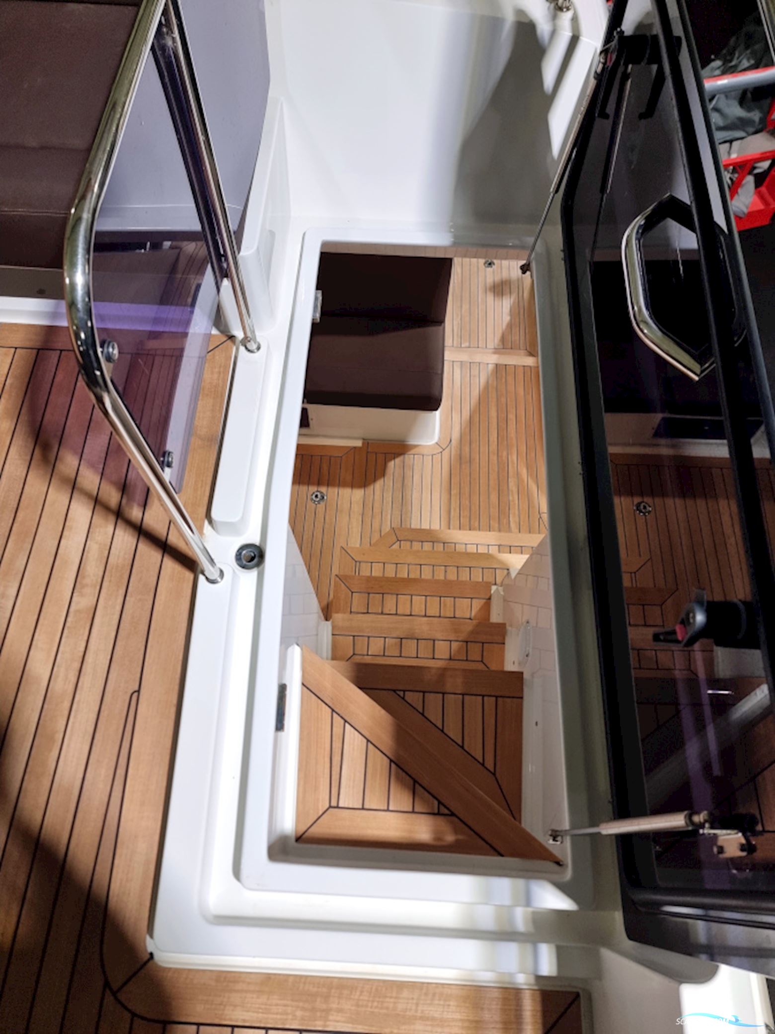 Sealine F380 Volvo Penta D6-330 EVC